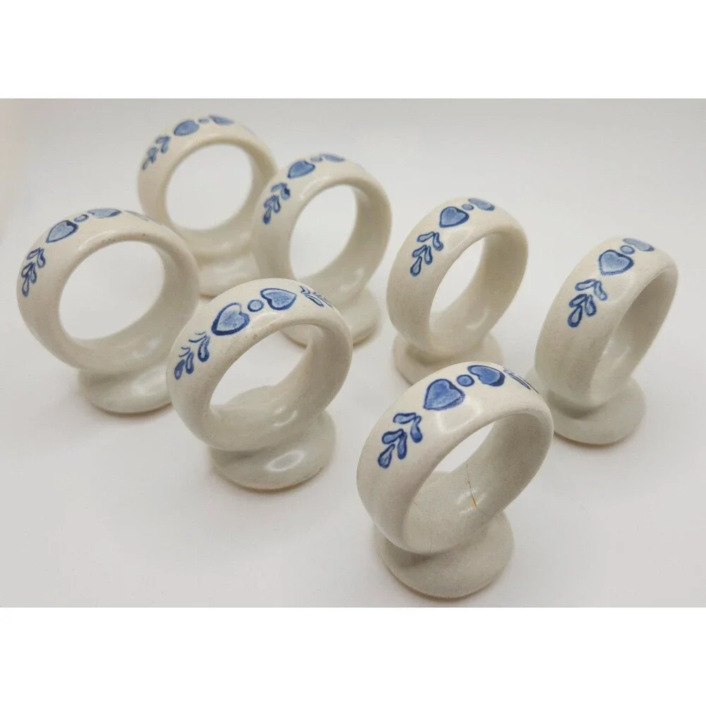 Set of 7 Vtg Pfaltzgraff Yorktowne Ceramic Stoneware Footed Napkin Rings Blue
